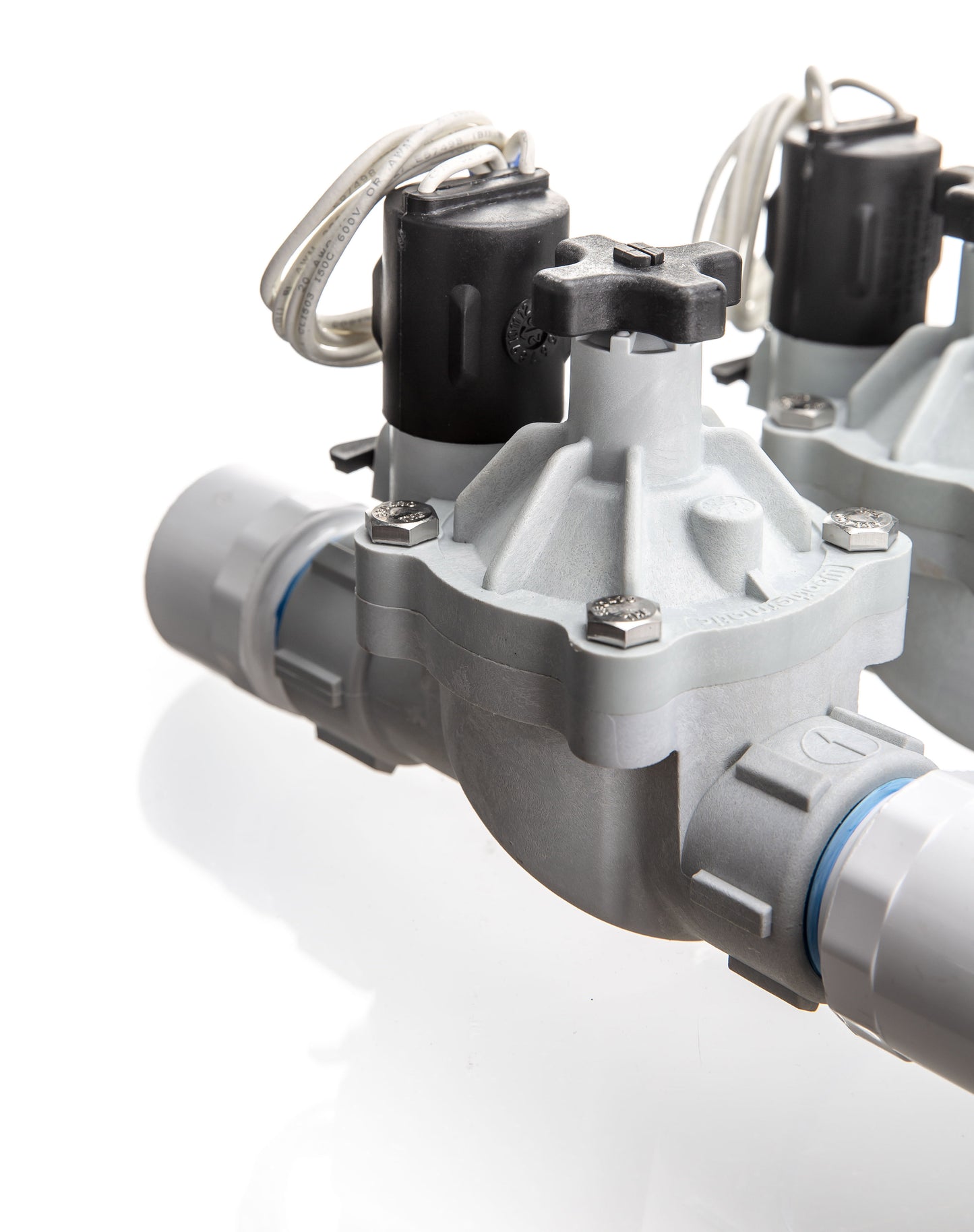 A closer view of the 5-zone Sprinkland preassembled sprinkler manifold with Weathermatic SB threaded valves, PVC construction, and silicone-filled waterproof wire nuts.